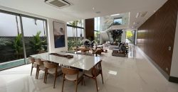 CASA À VENDA NA RIVIERA DE SÃO LOURENÇO