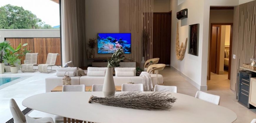 CASA À VENDA NA RIVIERA DE SÃO LOURENÇO